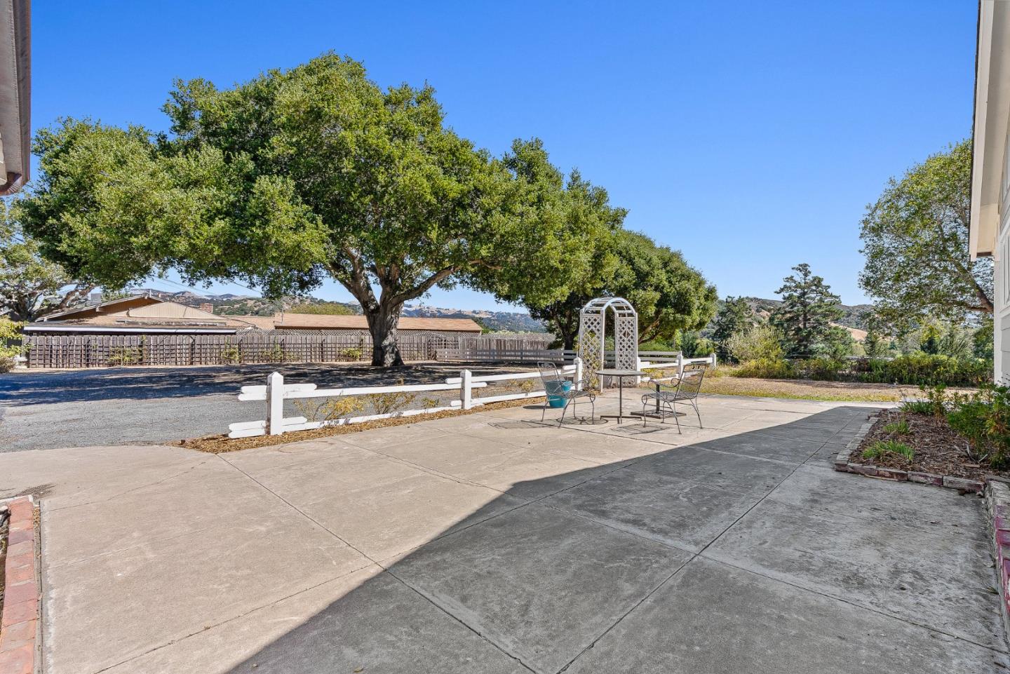 713 Salinas Monterey Highway