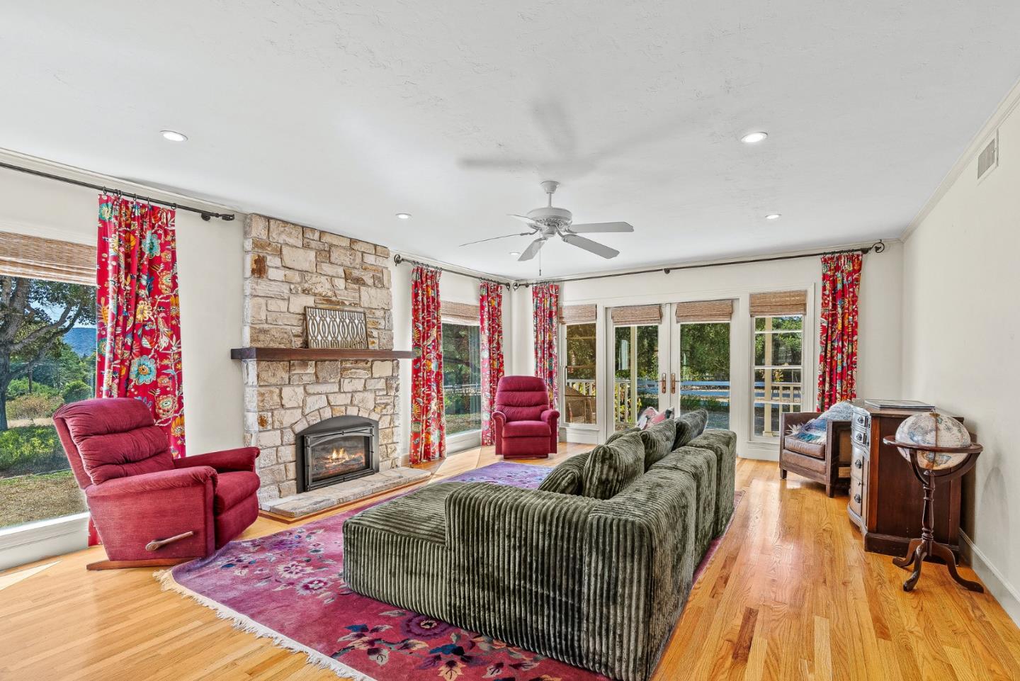 713 Salinas Monterey Highway