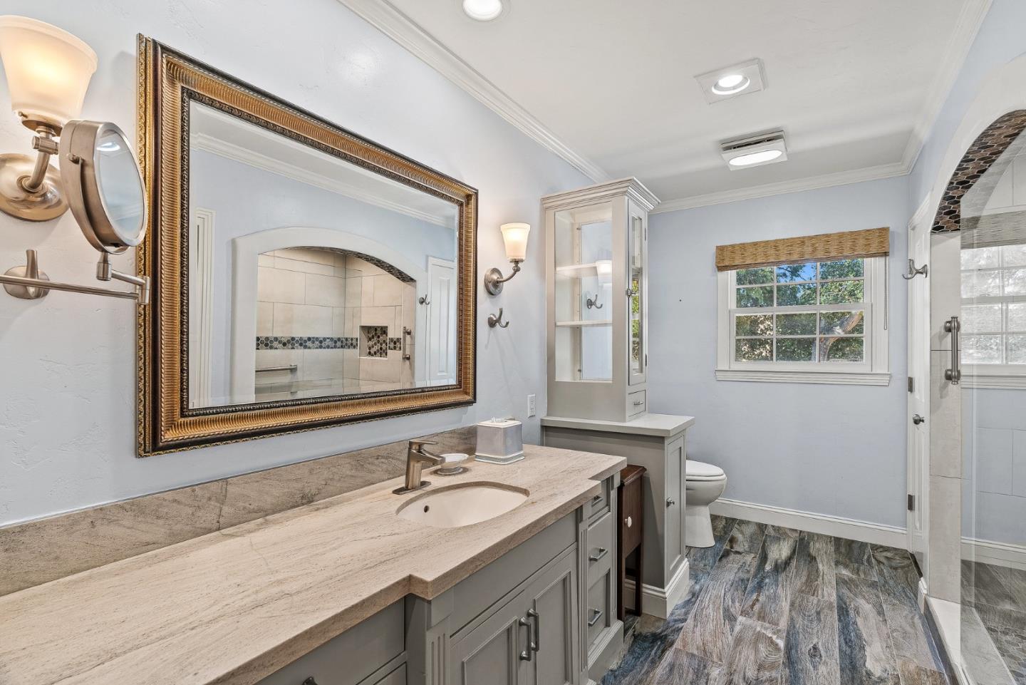 713 Salinas Monterey Highway