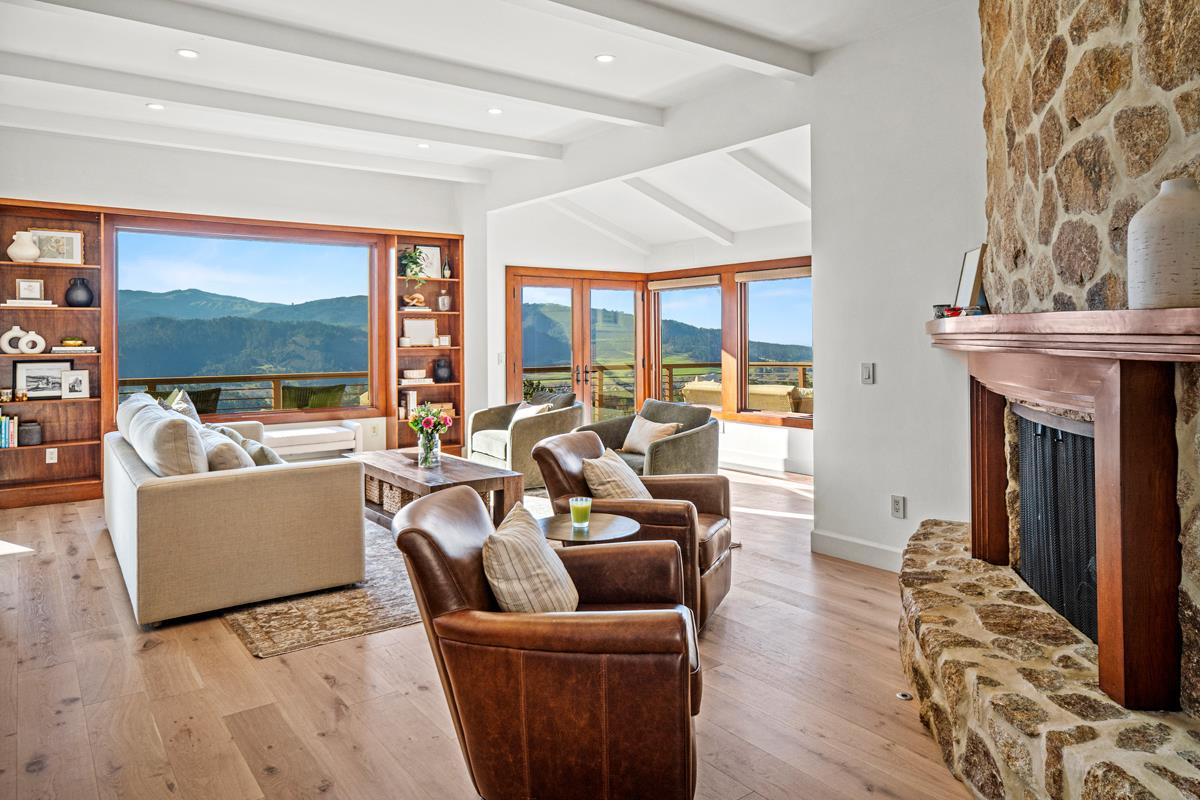 24911 Outlook Terrace