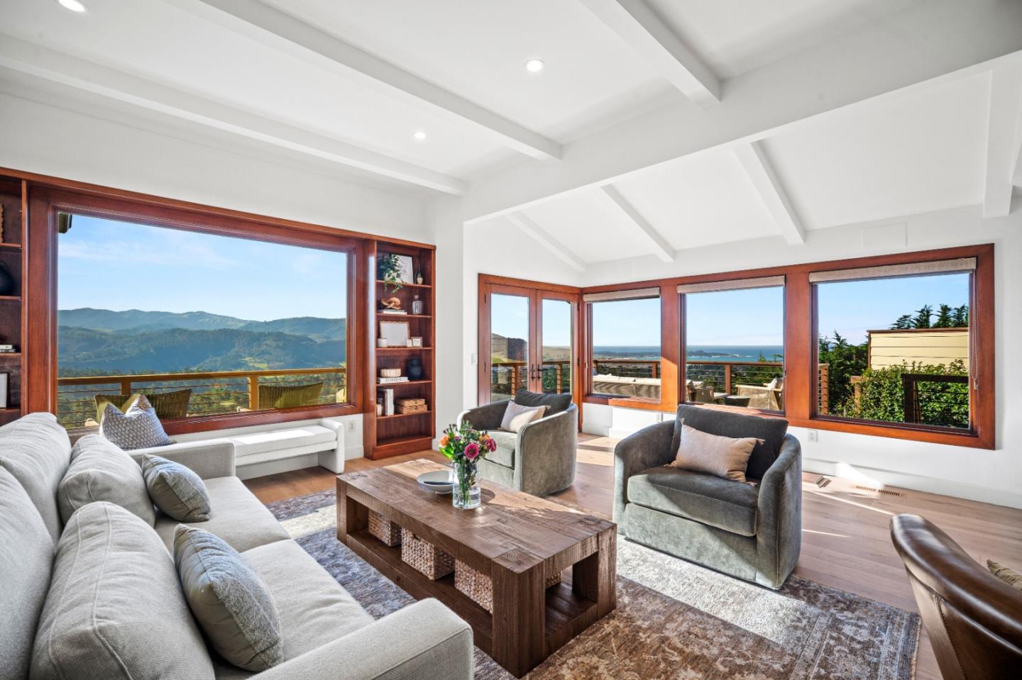 24911 Outlook Terrace