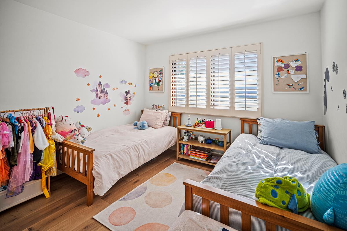 24911 Outlook Terrace