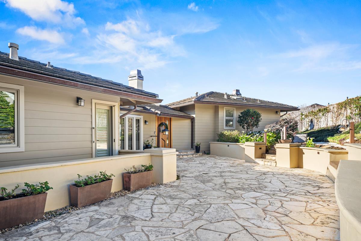 24911 Outlook Terrace