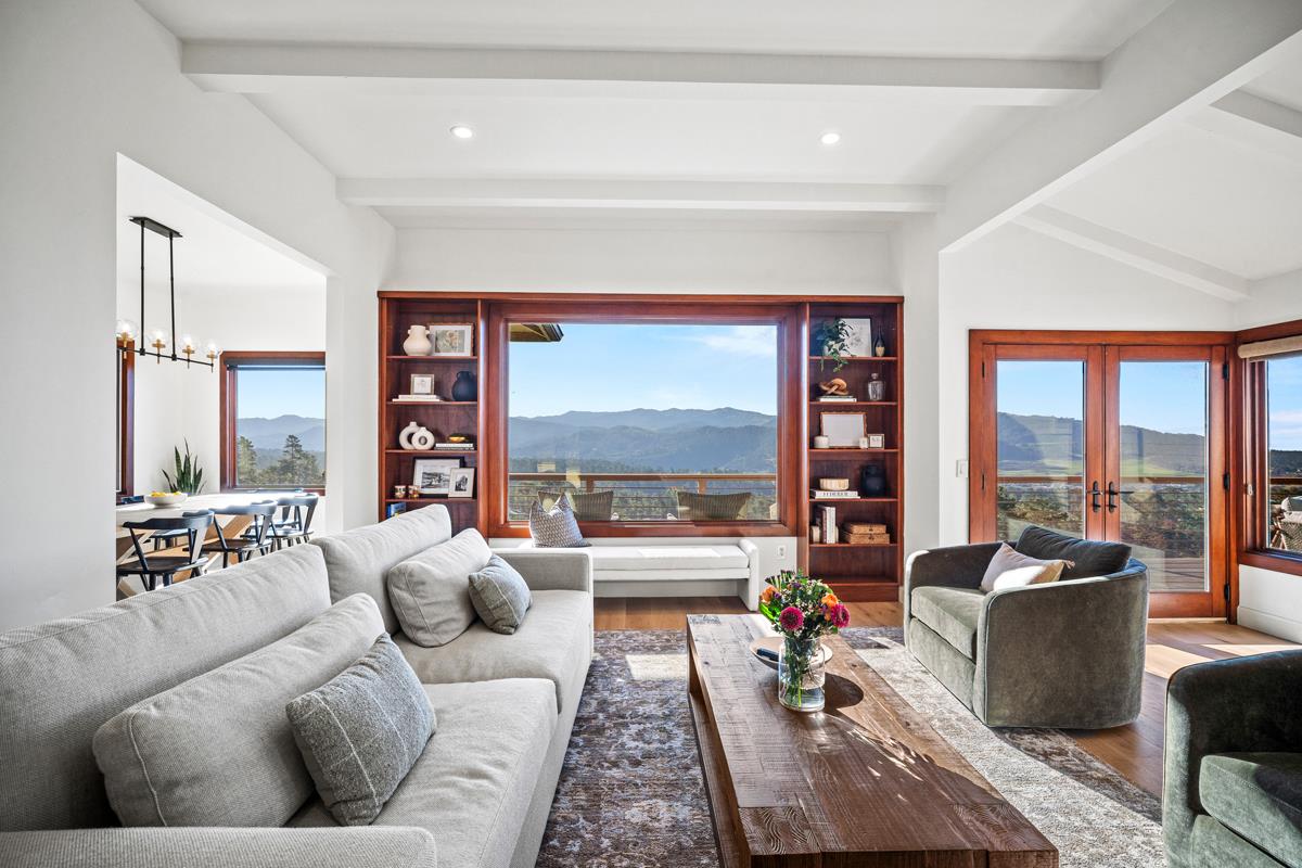 24911 Outlook Terrace