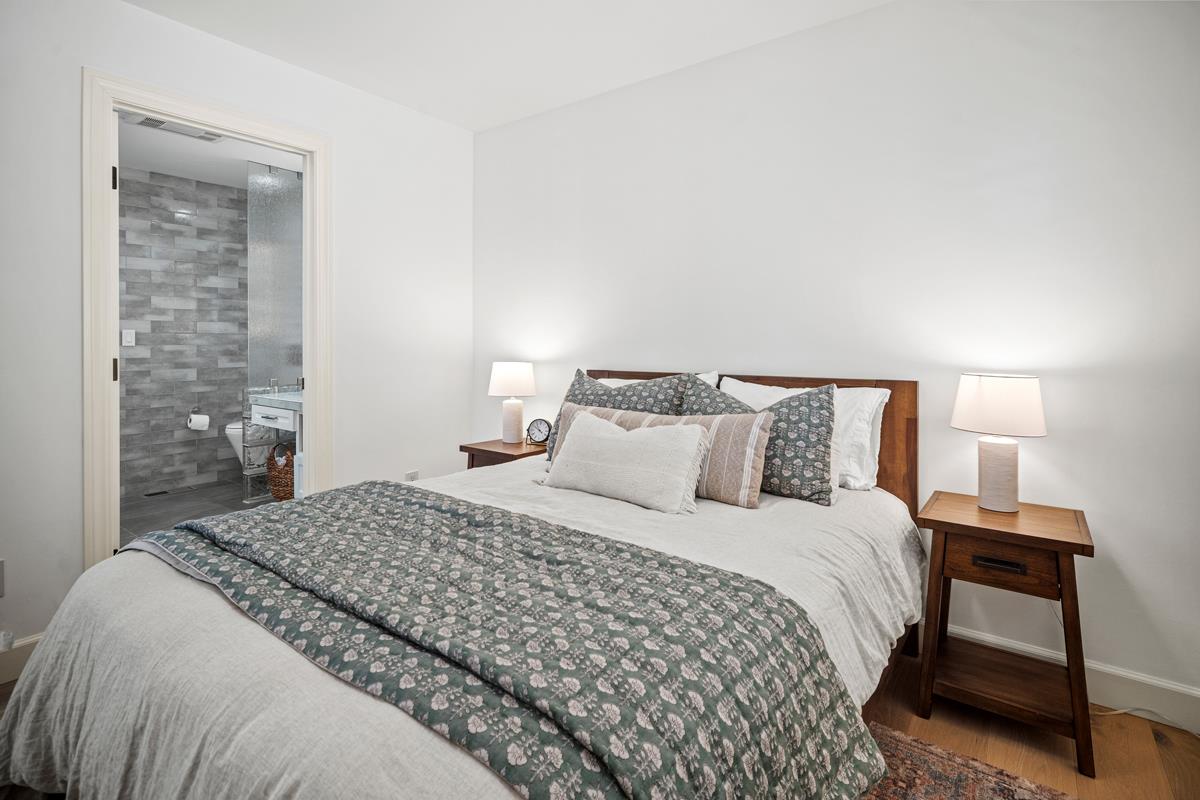 24911 Outlook Terrace