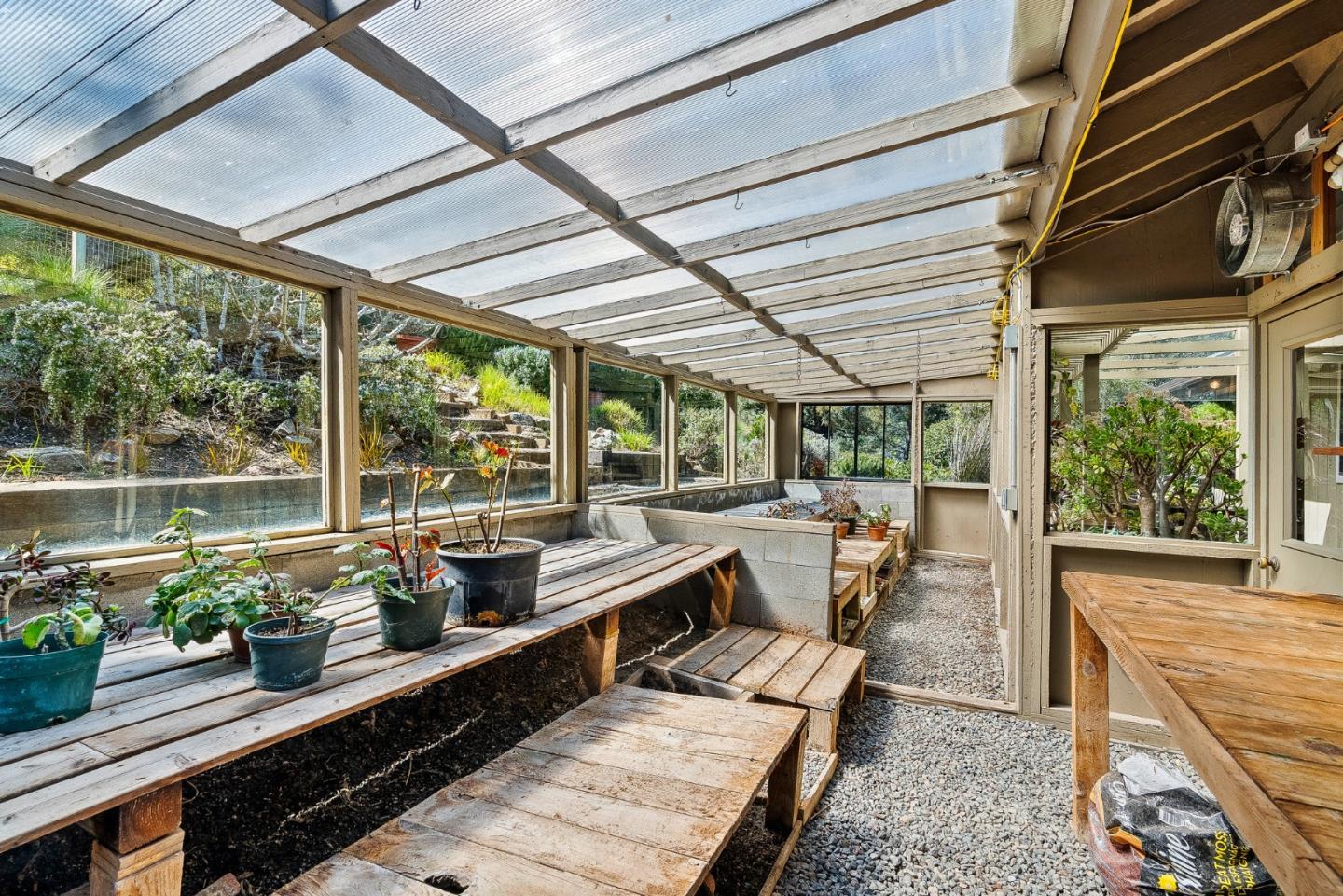 17 Calera Canyon Road