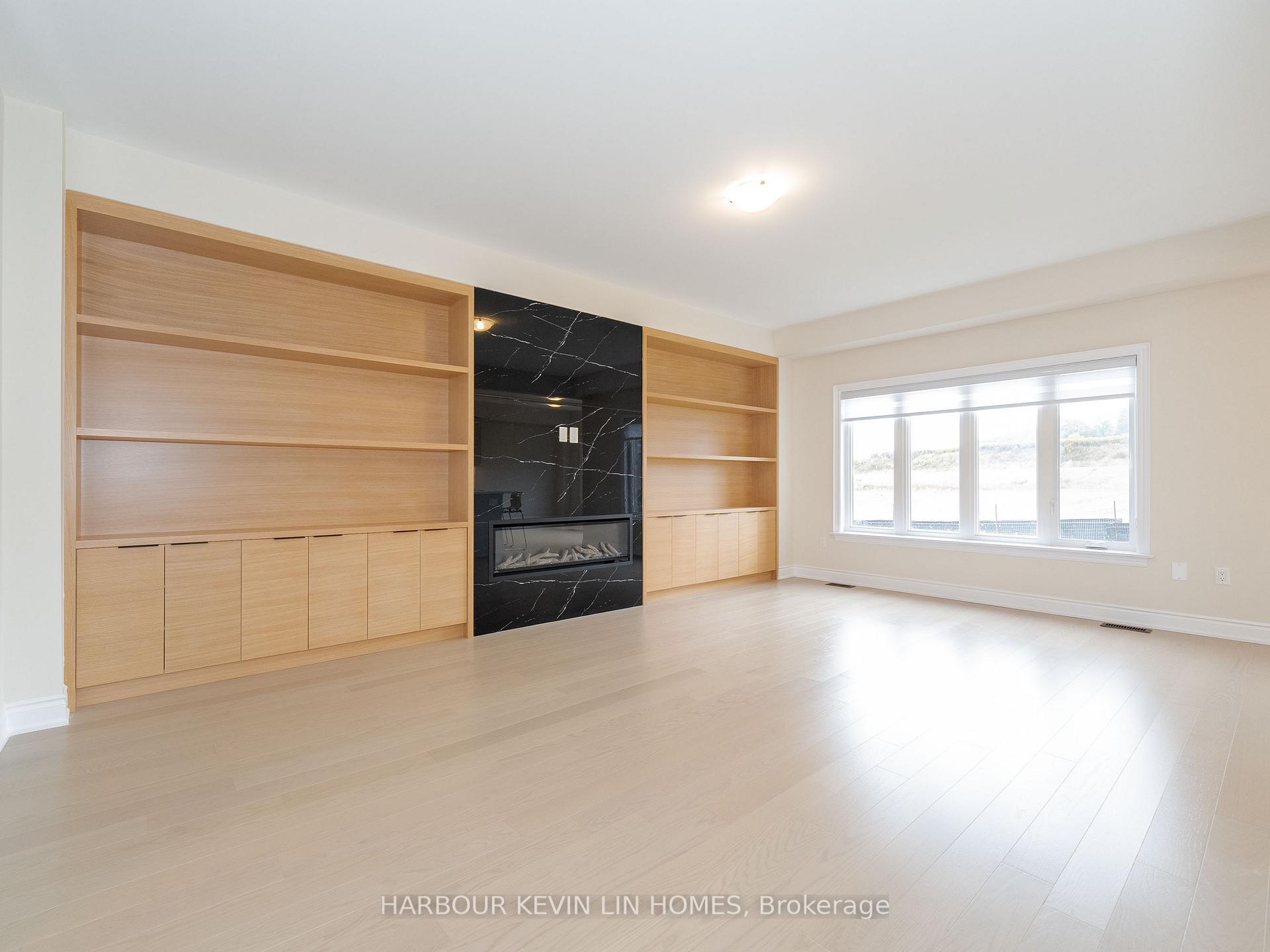 18 Janes Cres