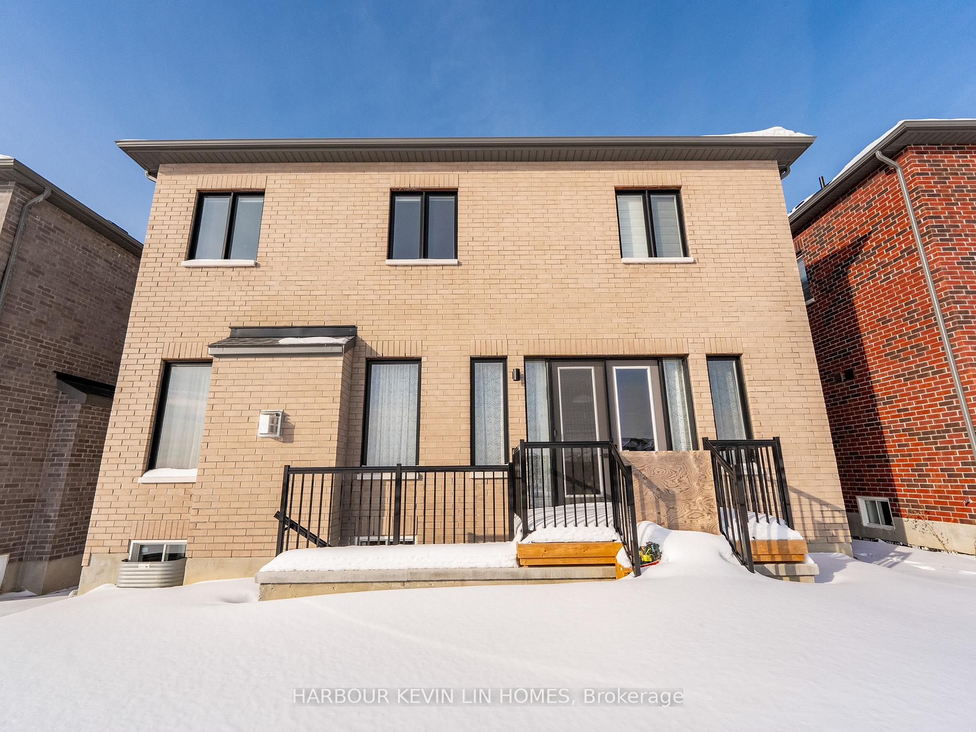 9 Backhouse Dr