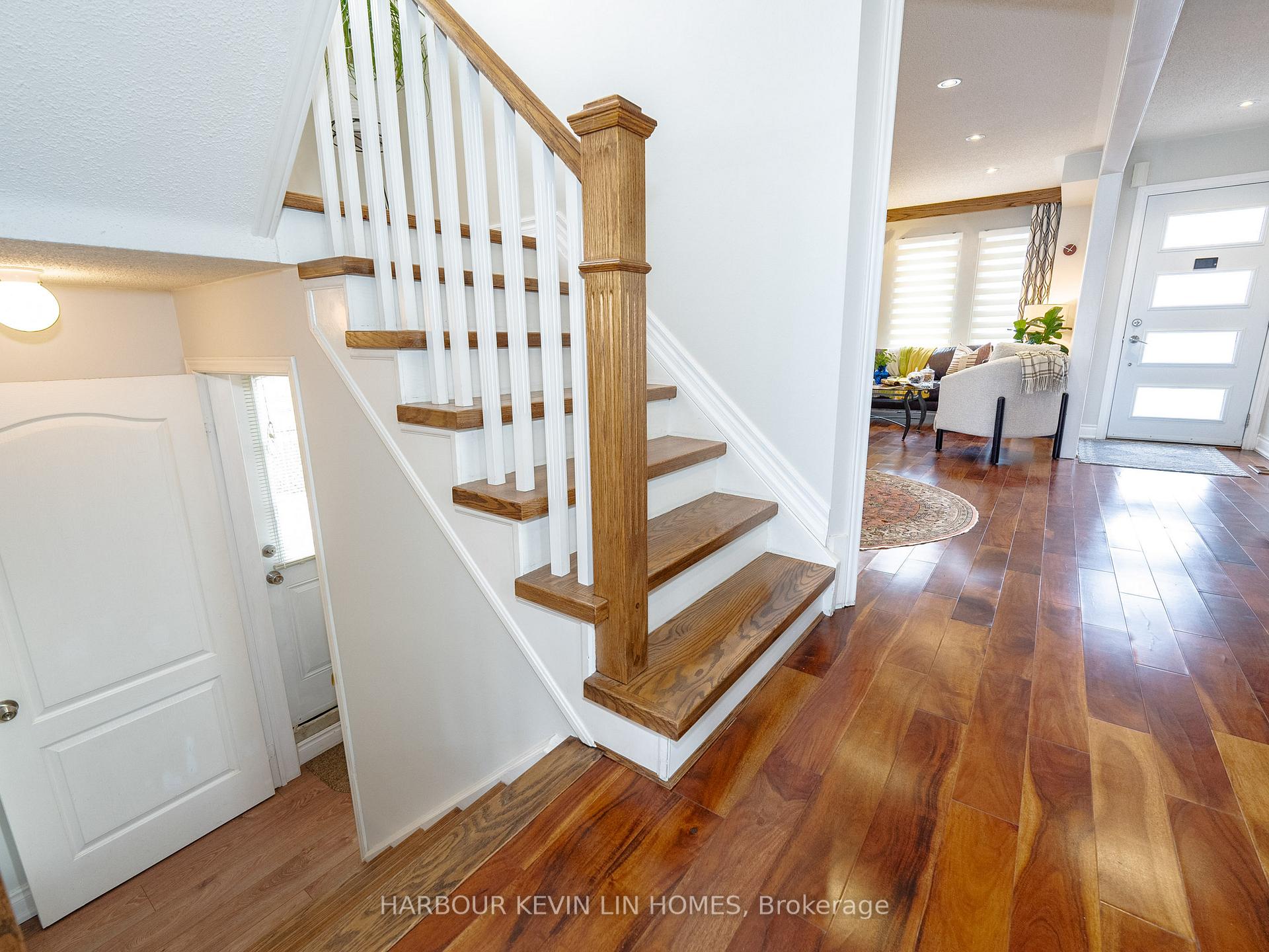 59 Waterton Cres