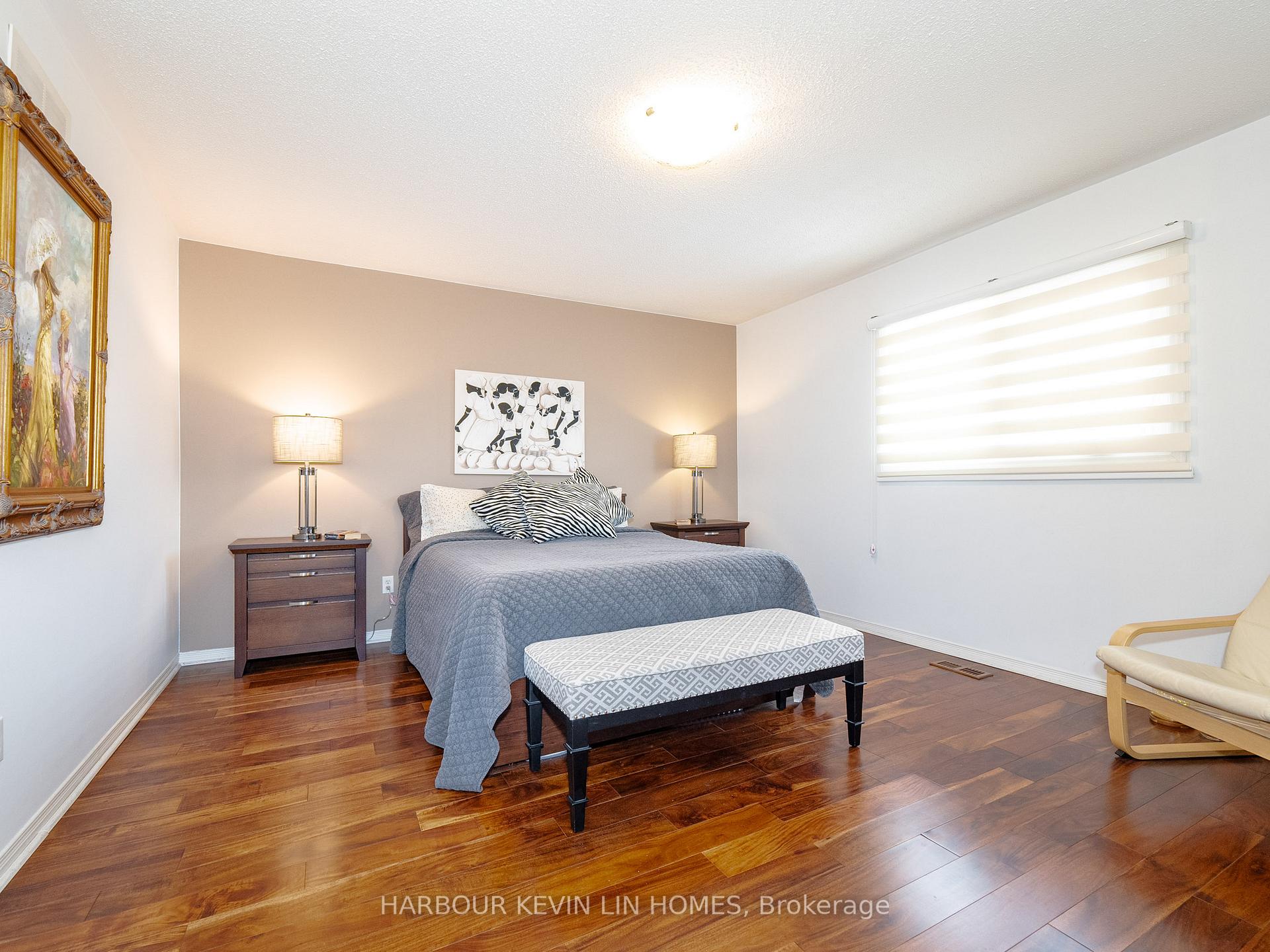 59 Waterton Cres
