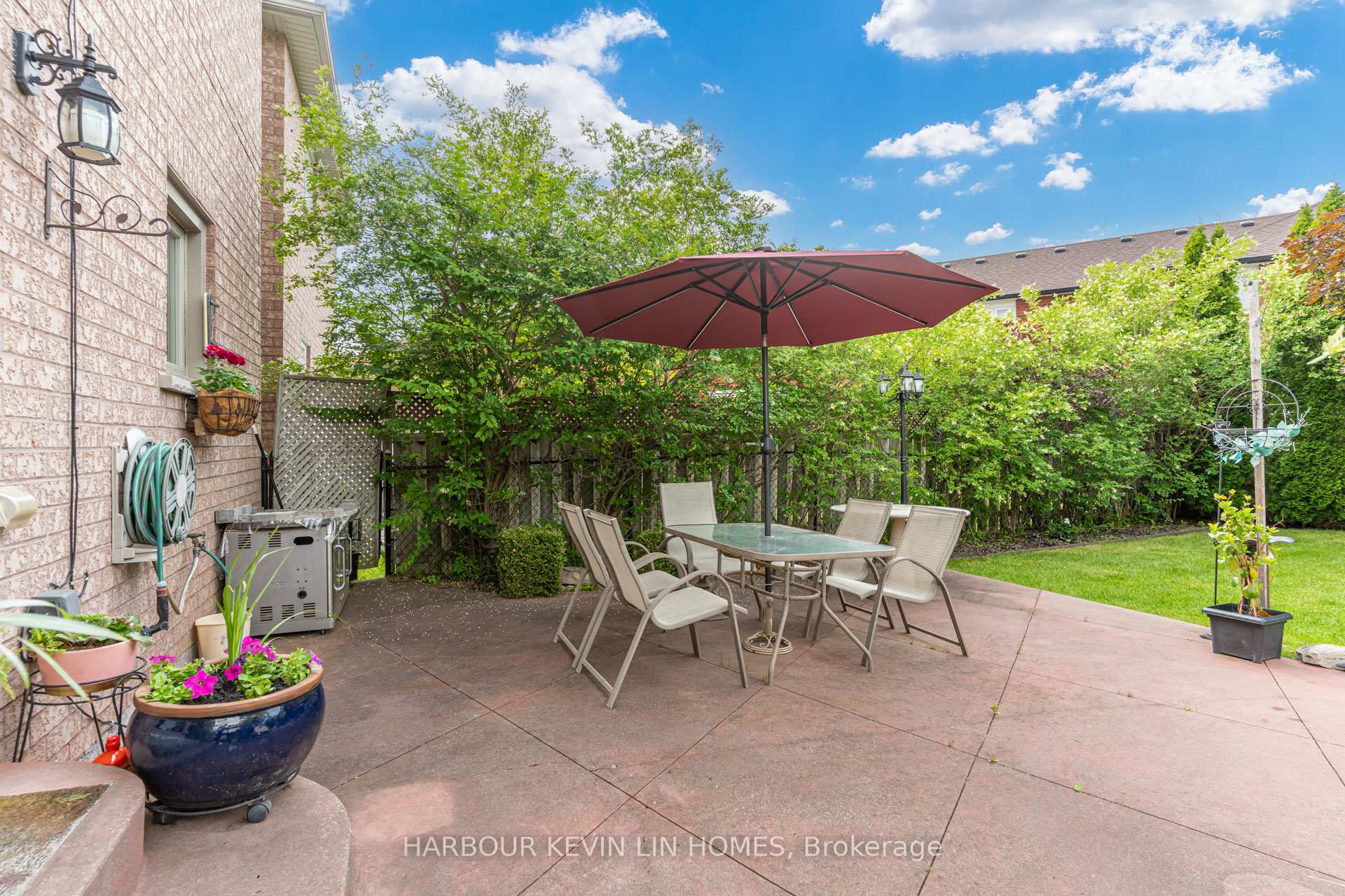 59 Waterton Cres