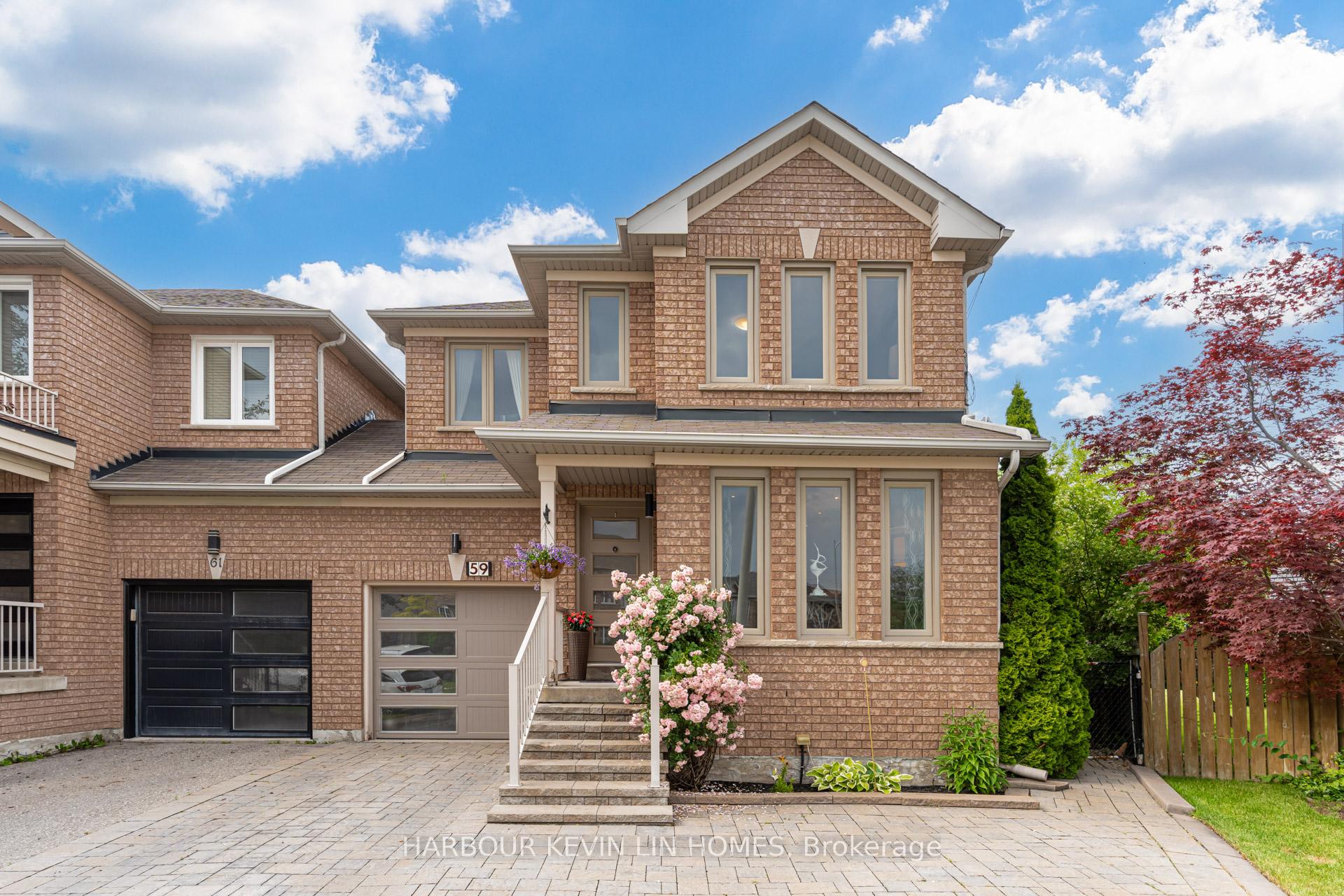 59 Waterton Cres