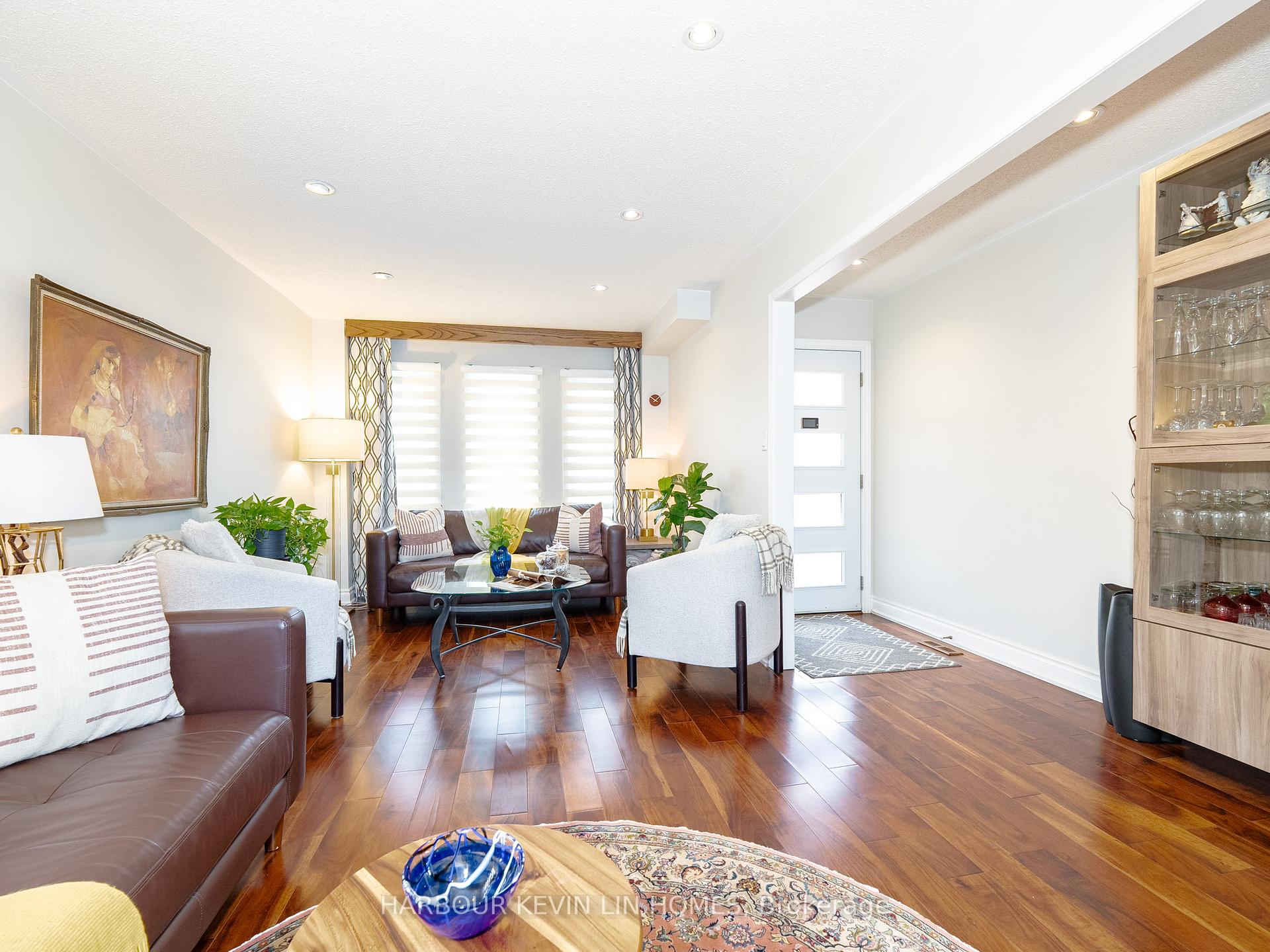59 Waterton Cres