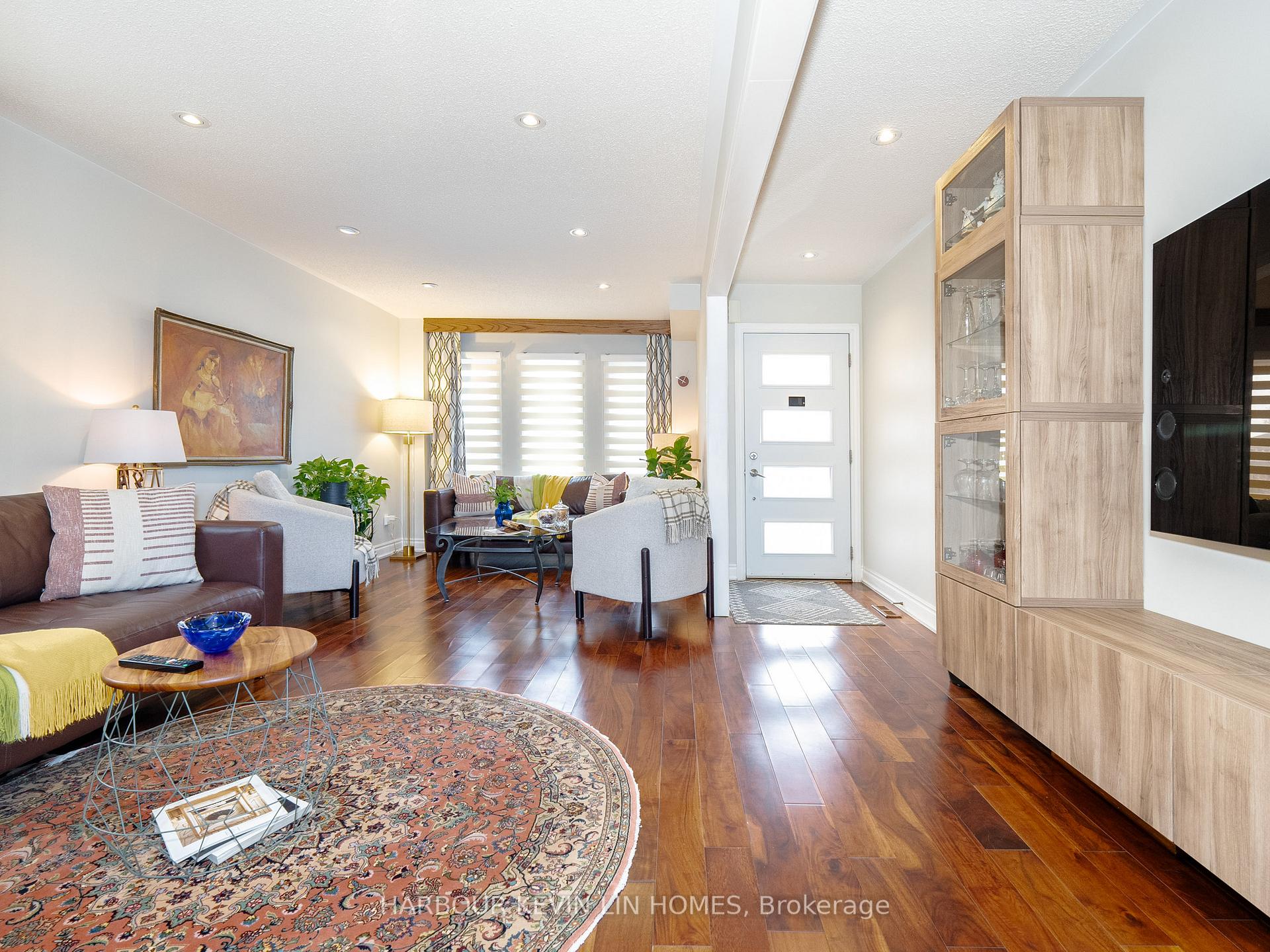 59 Waterton Cres