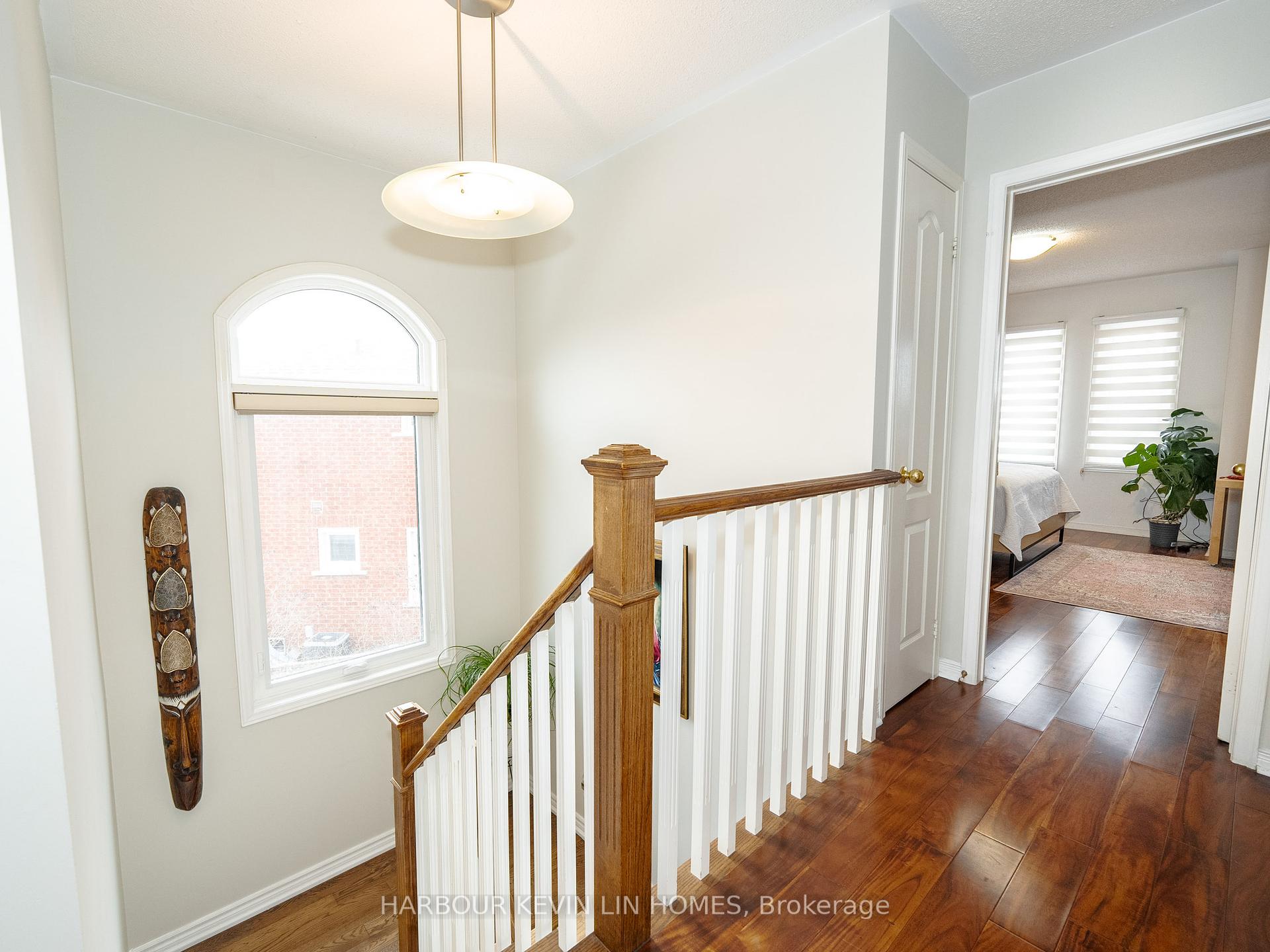 59 Waterton Cres