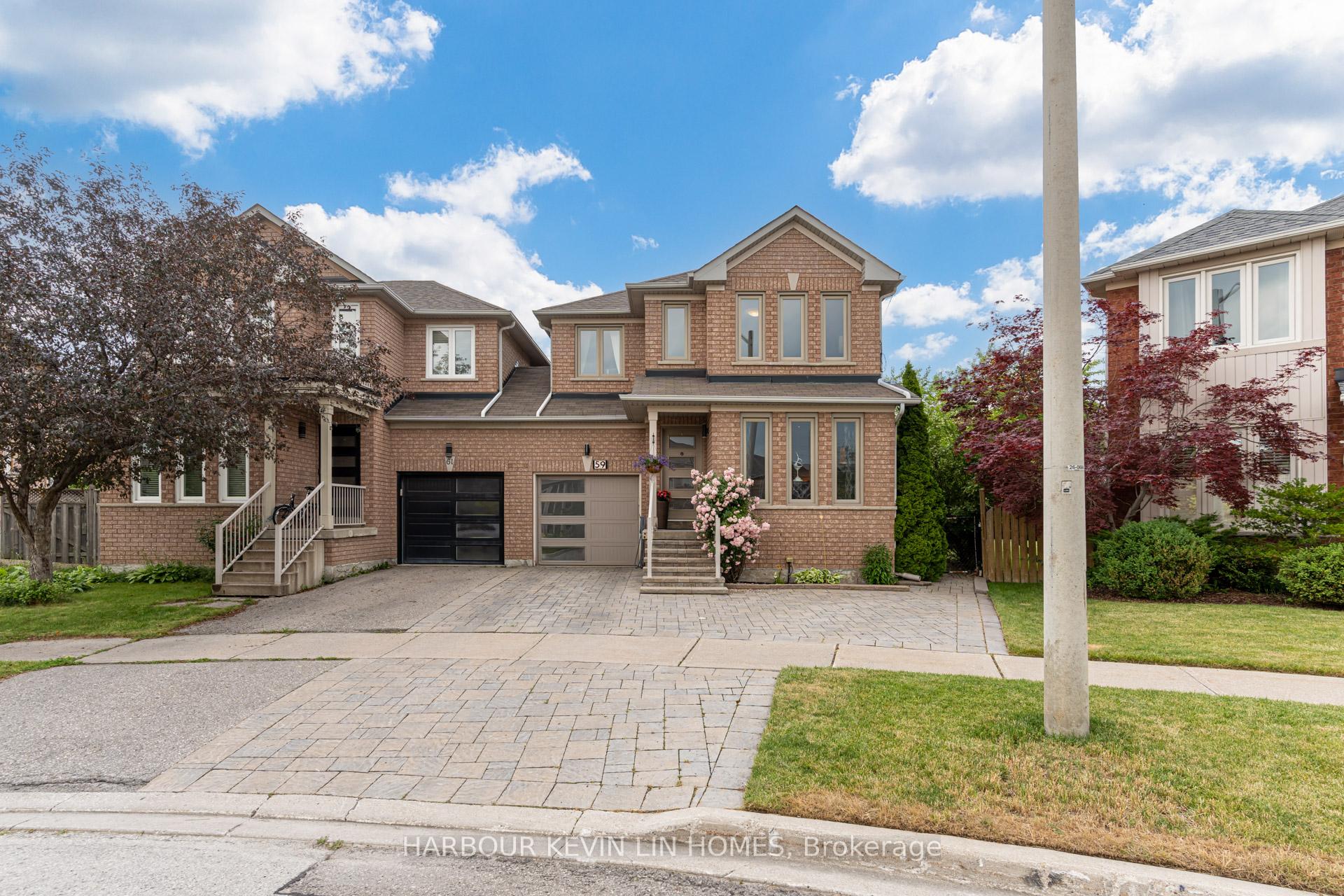59 Waterton Cres
