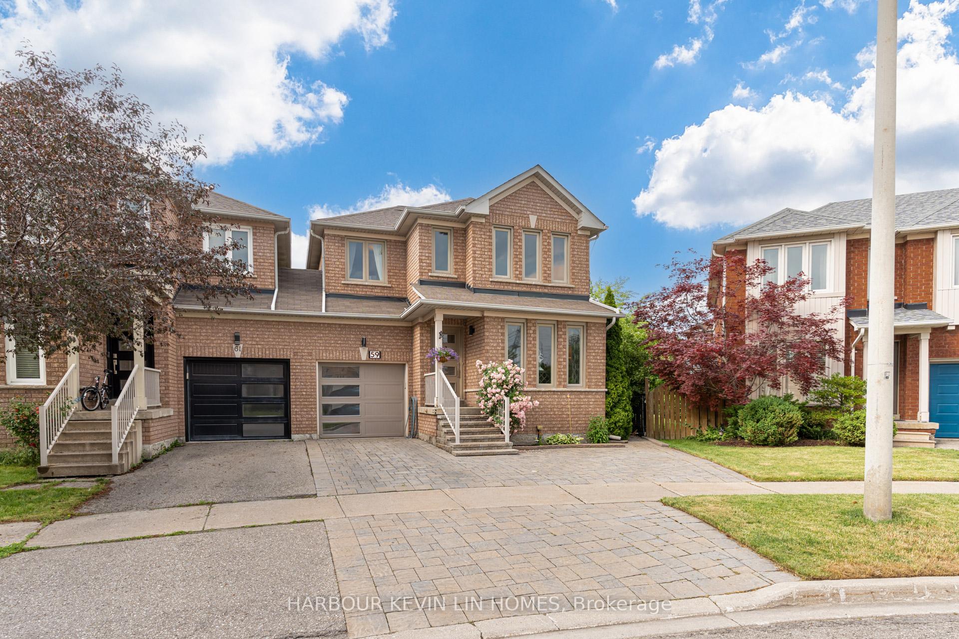 59 Waterton Cres