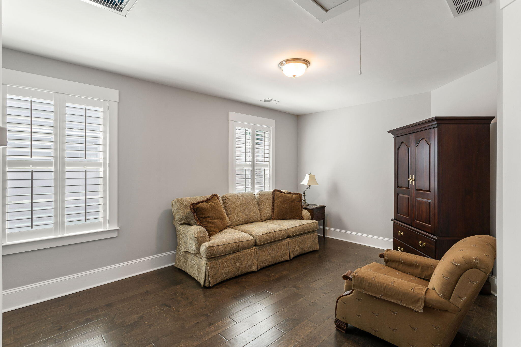 3106 Riverine