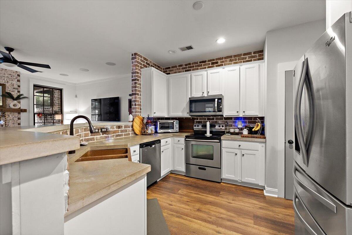 1117 Dawn View Terrace