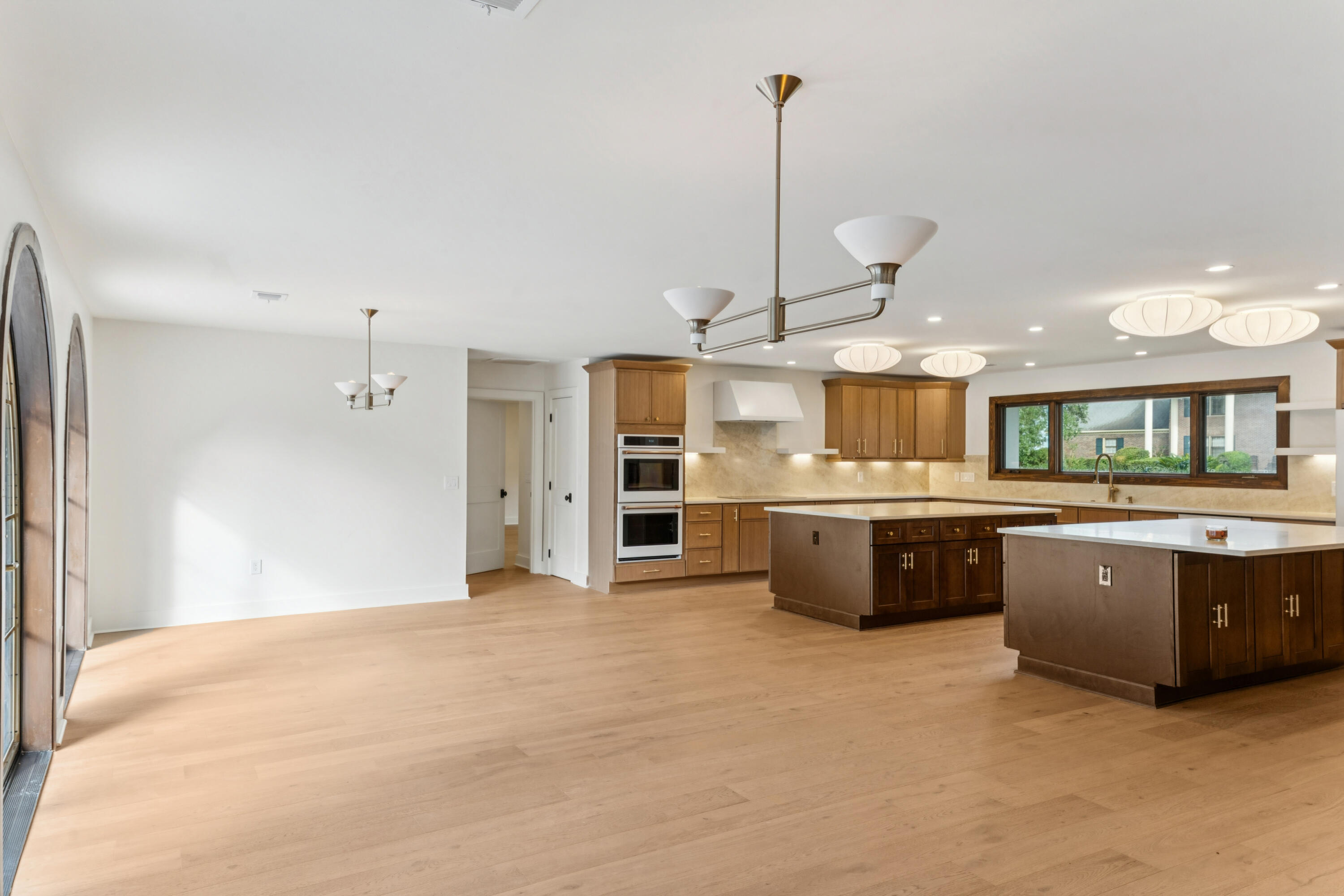 924 White Point Boulevard