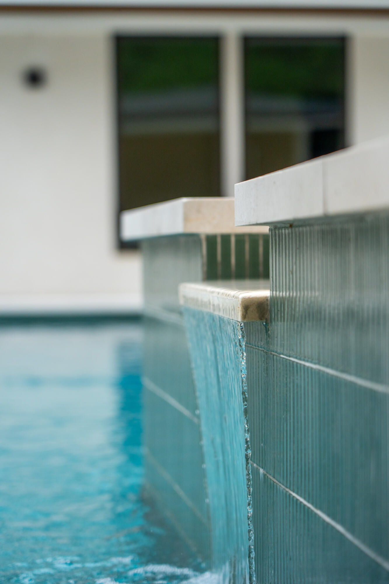 924 White Point Boulevard