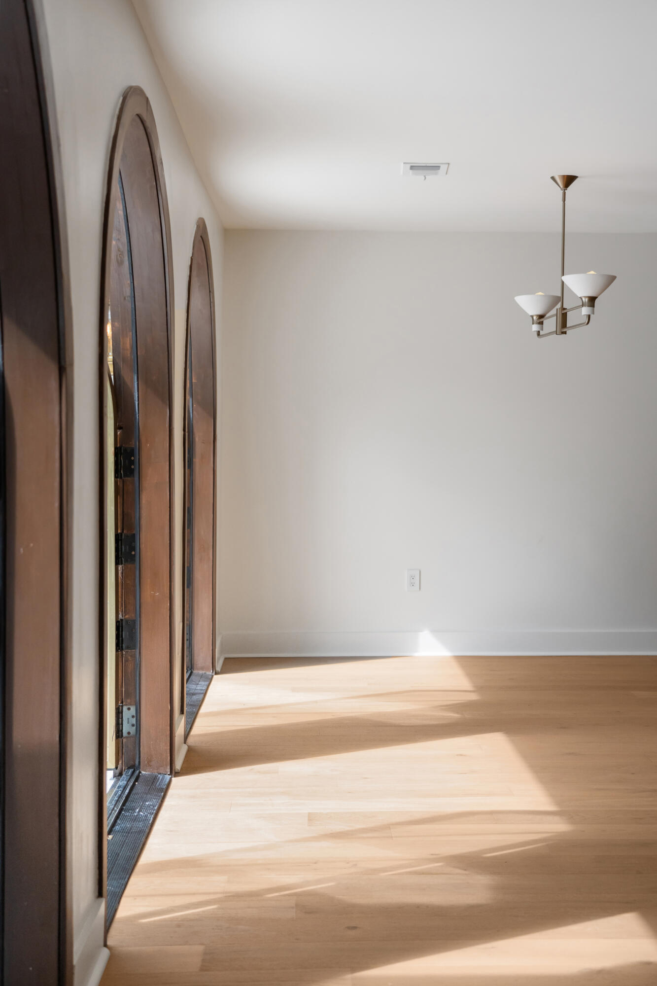 924 White Point Boulevard