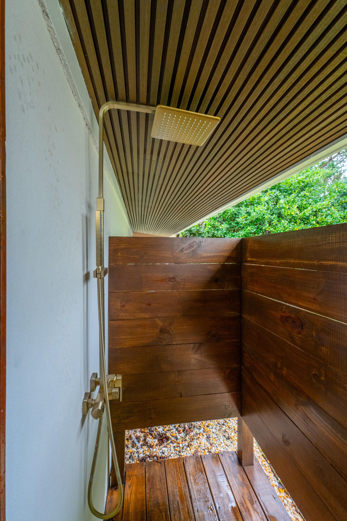 924 White Point Boulevard