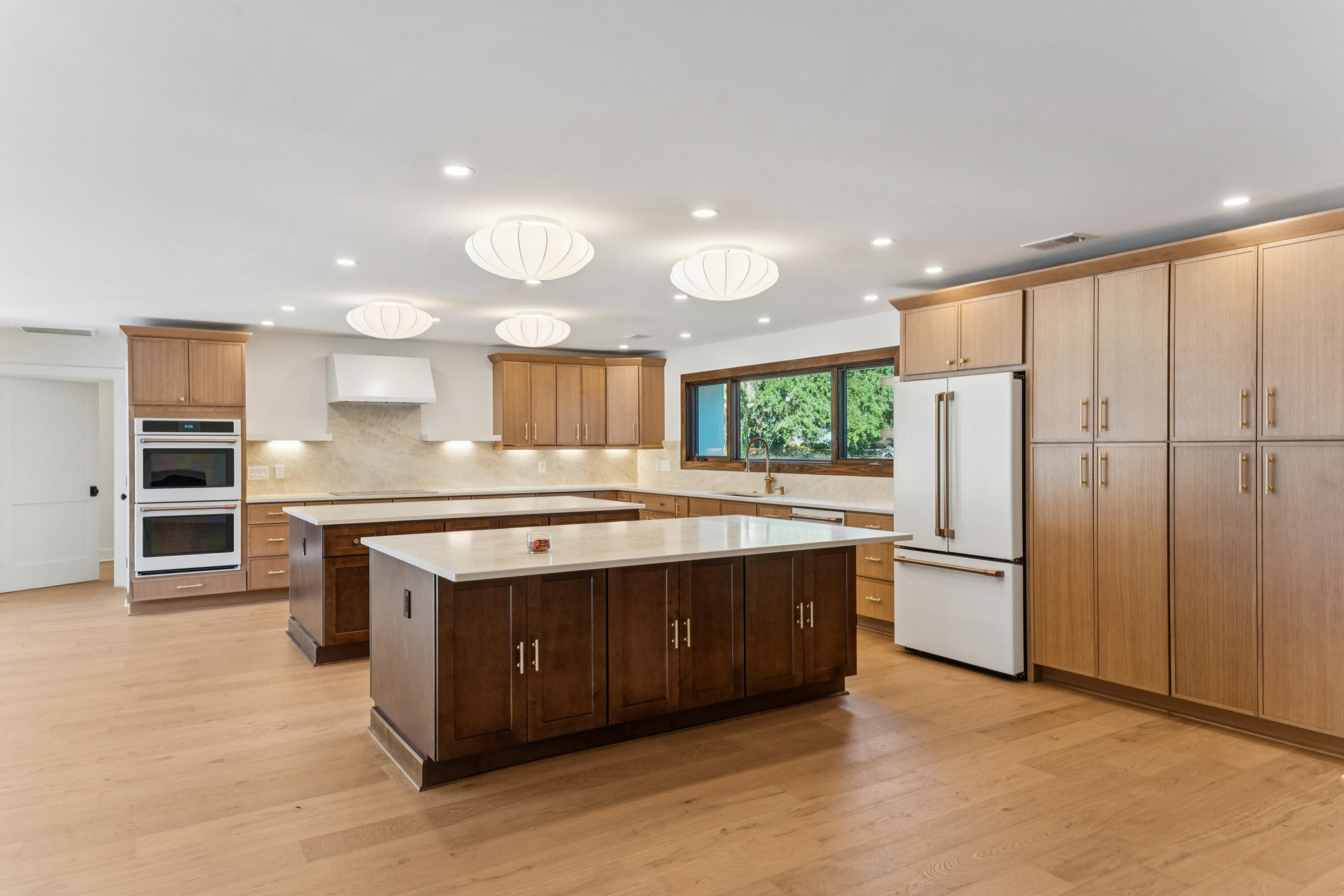 924 White Point Boulevard