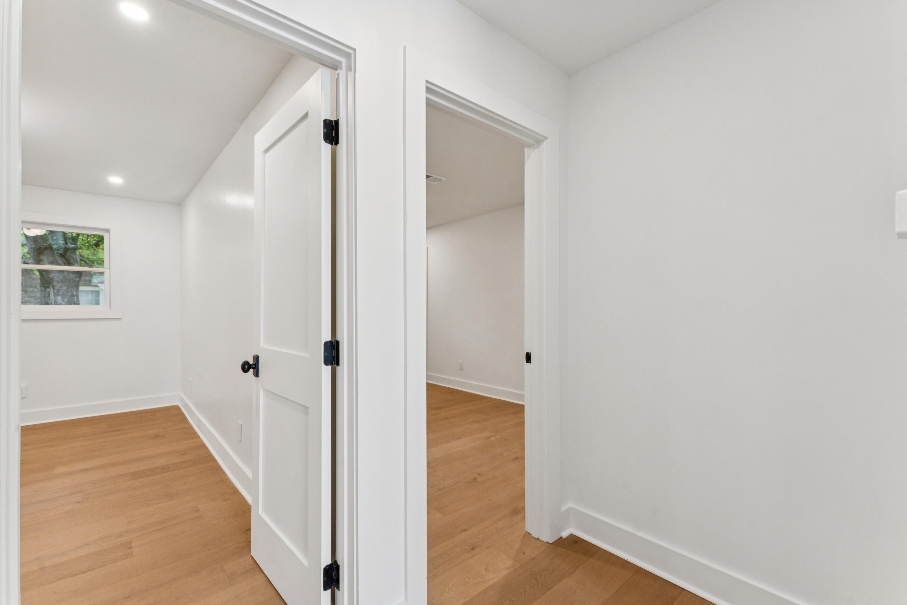 924 White Point Boulevard