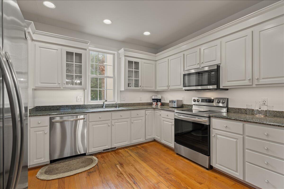 2431 Racquet Club Drive