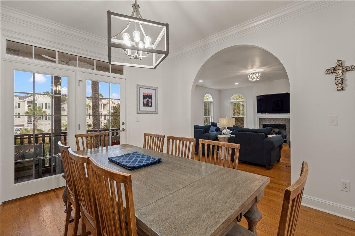 2431 Racquet Club Drive