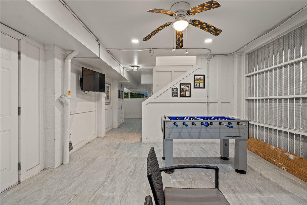 2431 Racquet Club Drive