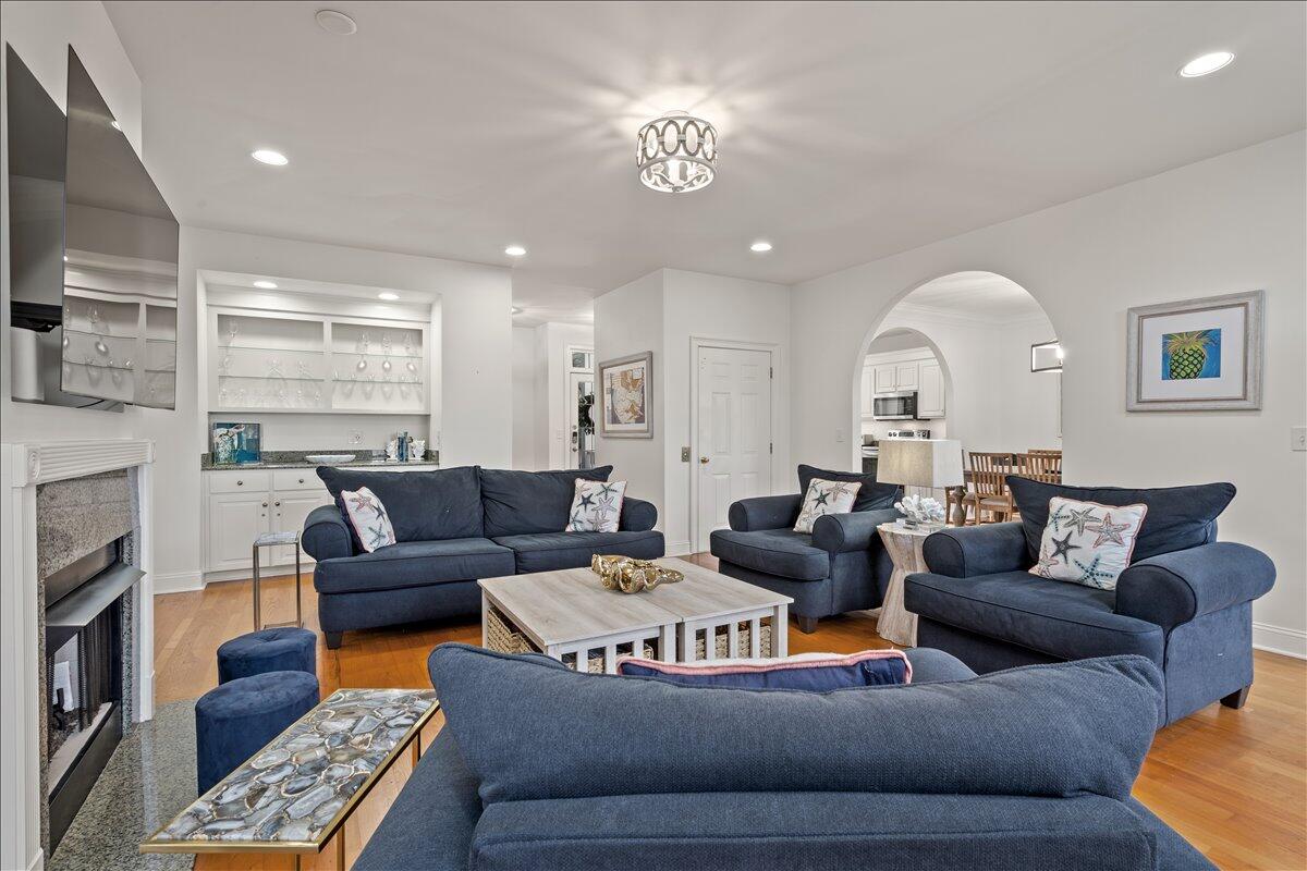 2431 Racquet Club Drive