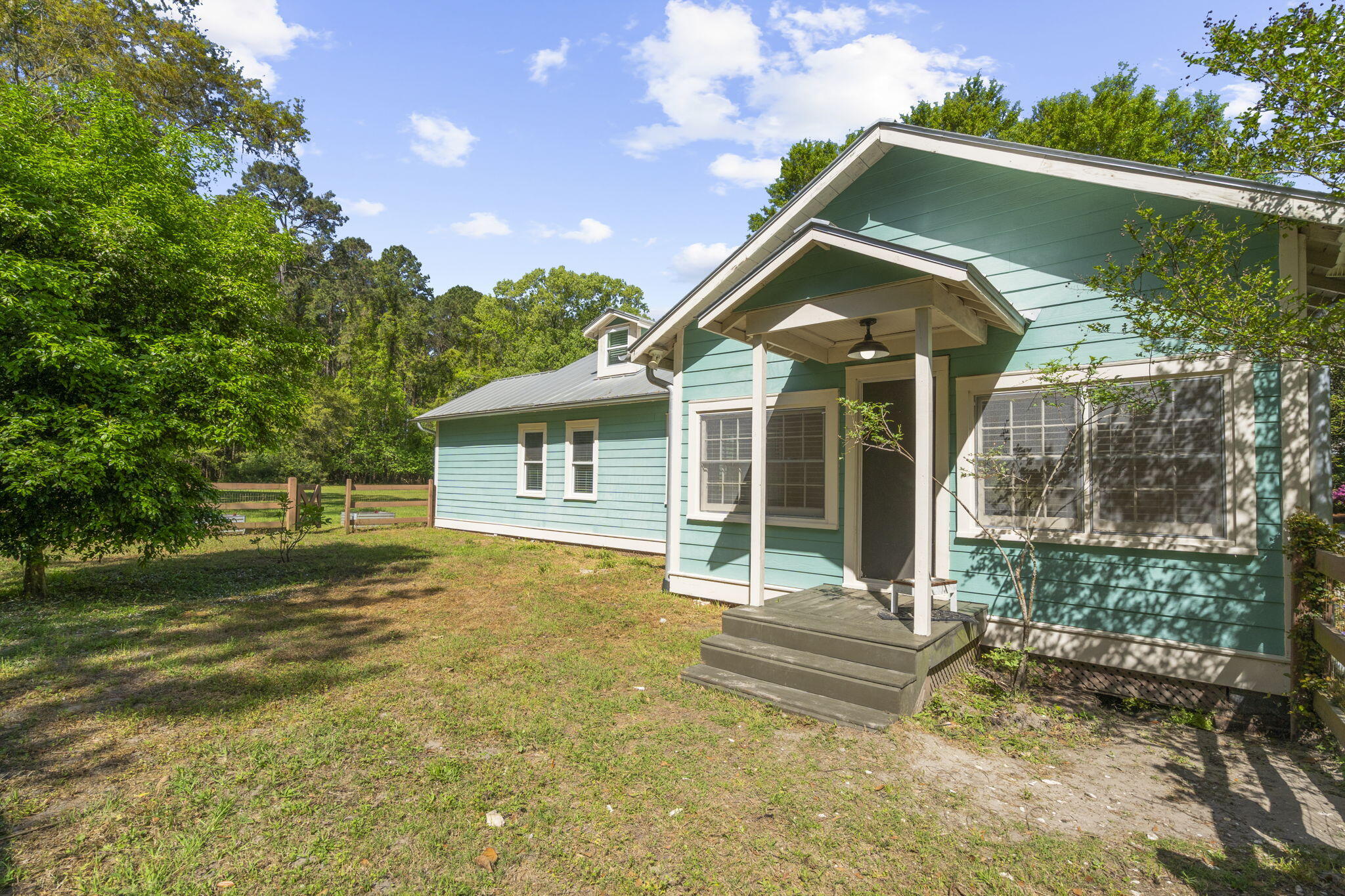 4317 Highway 165