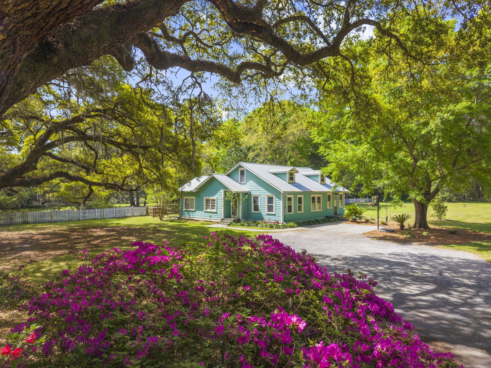 4317 Highway 165
