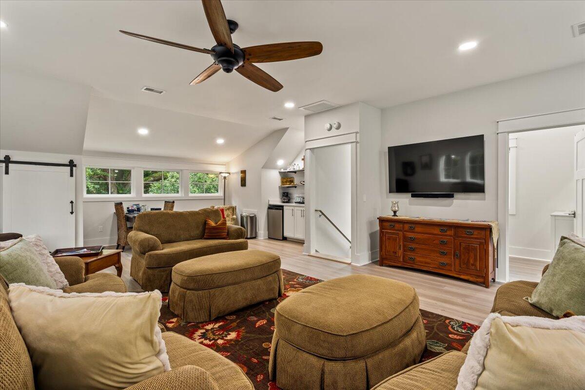 2826 Edenborough Road