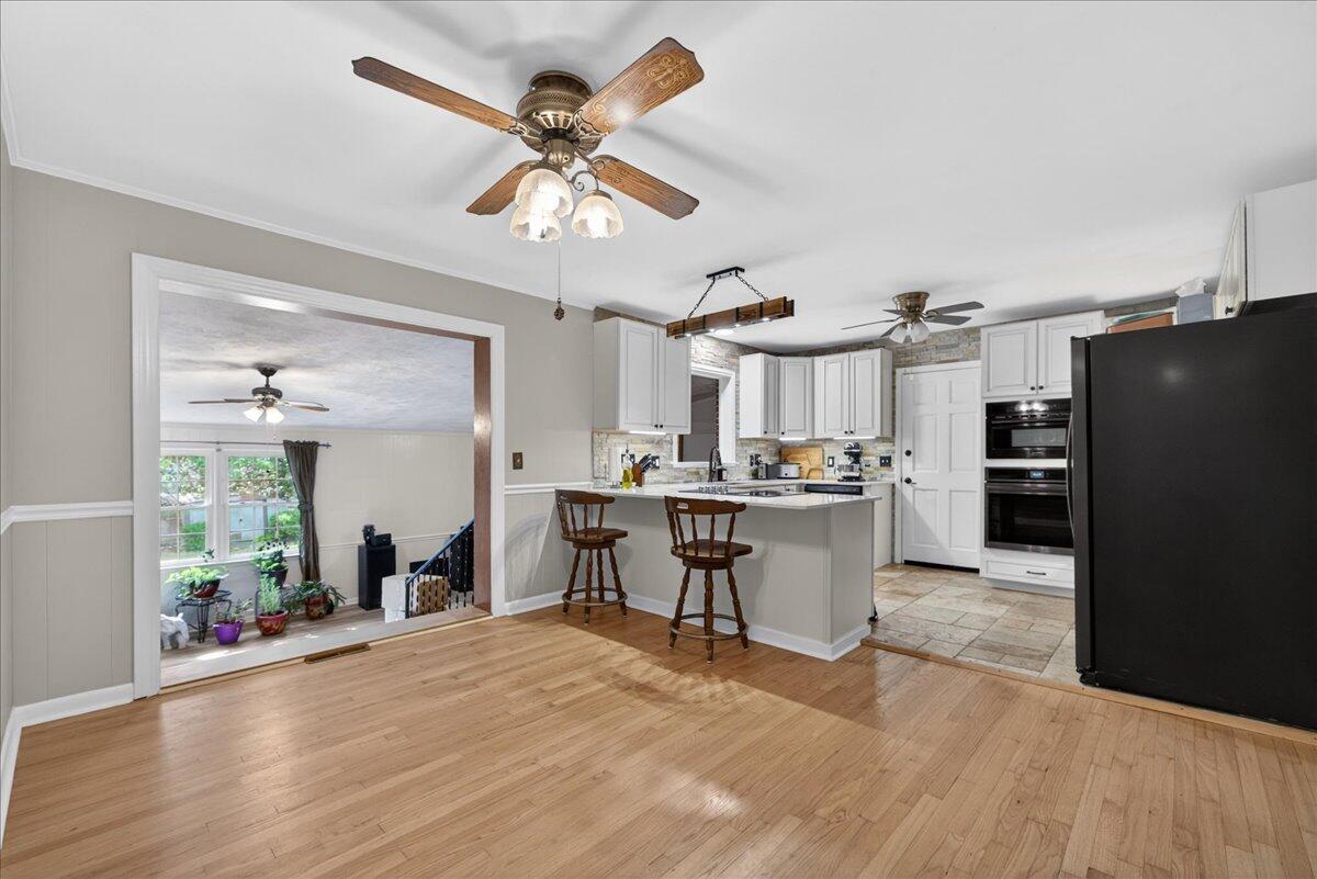 1225 Hillside Drive