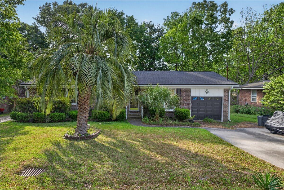 1225 Hillside Drive