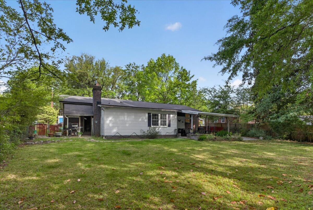 1225 Hillside Drive