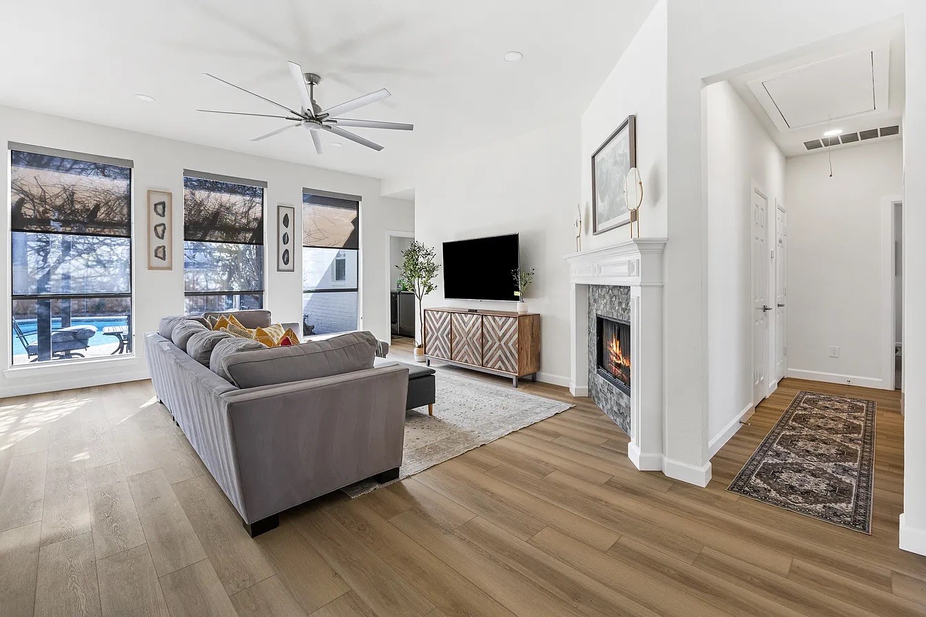 1322 Meredith Drive