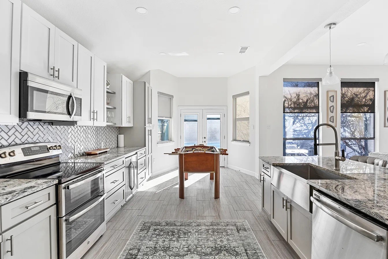 1322 Meredith Drive