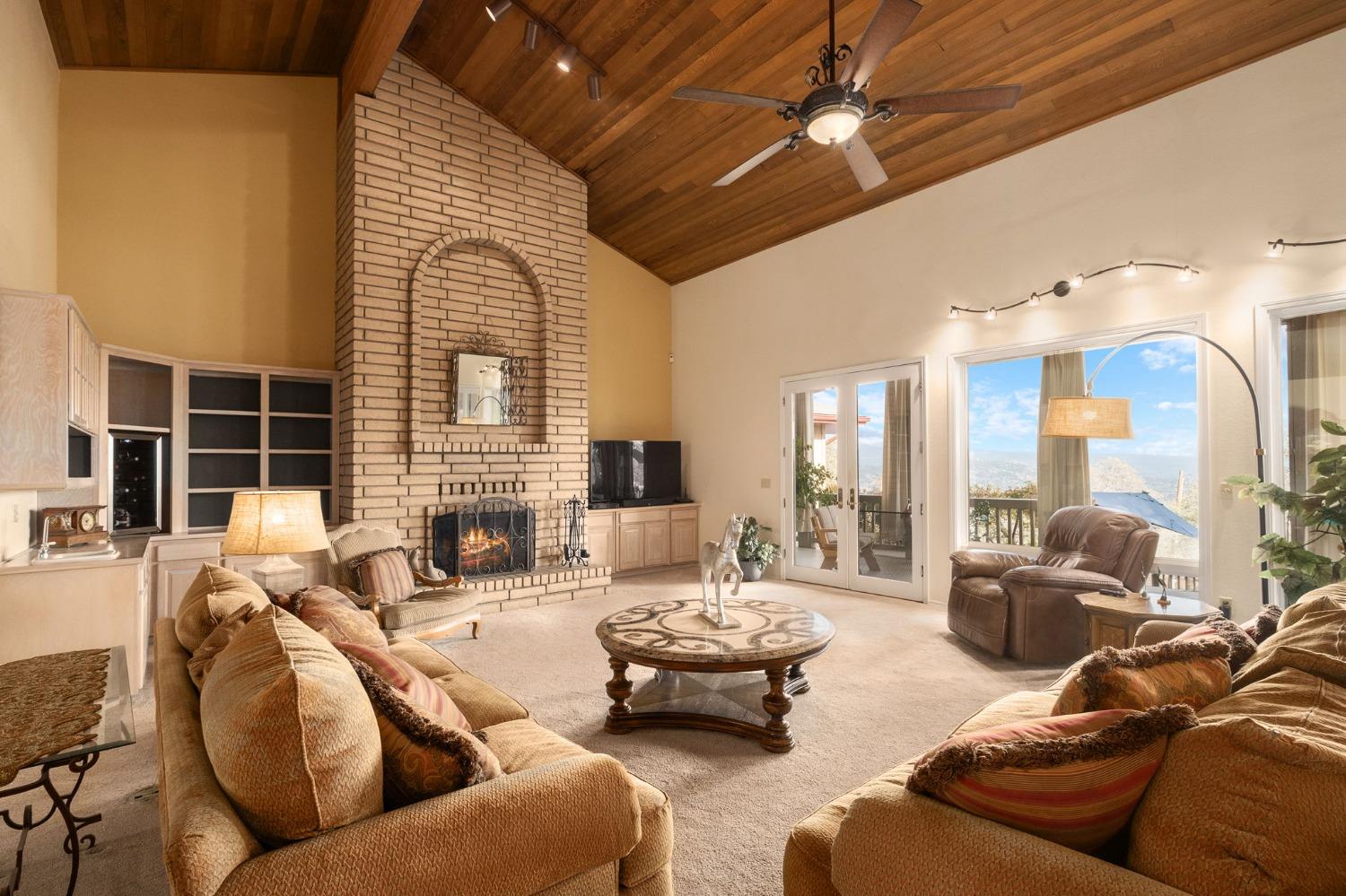 41849 John Muir Drive
