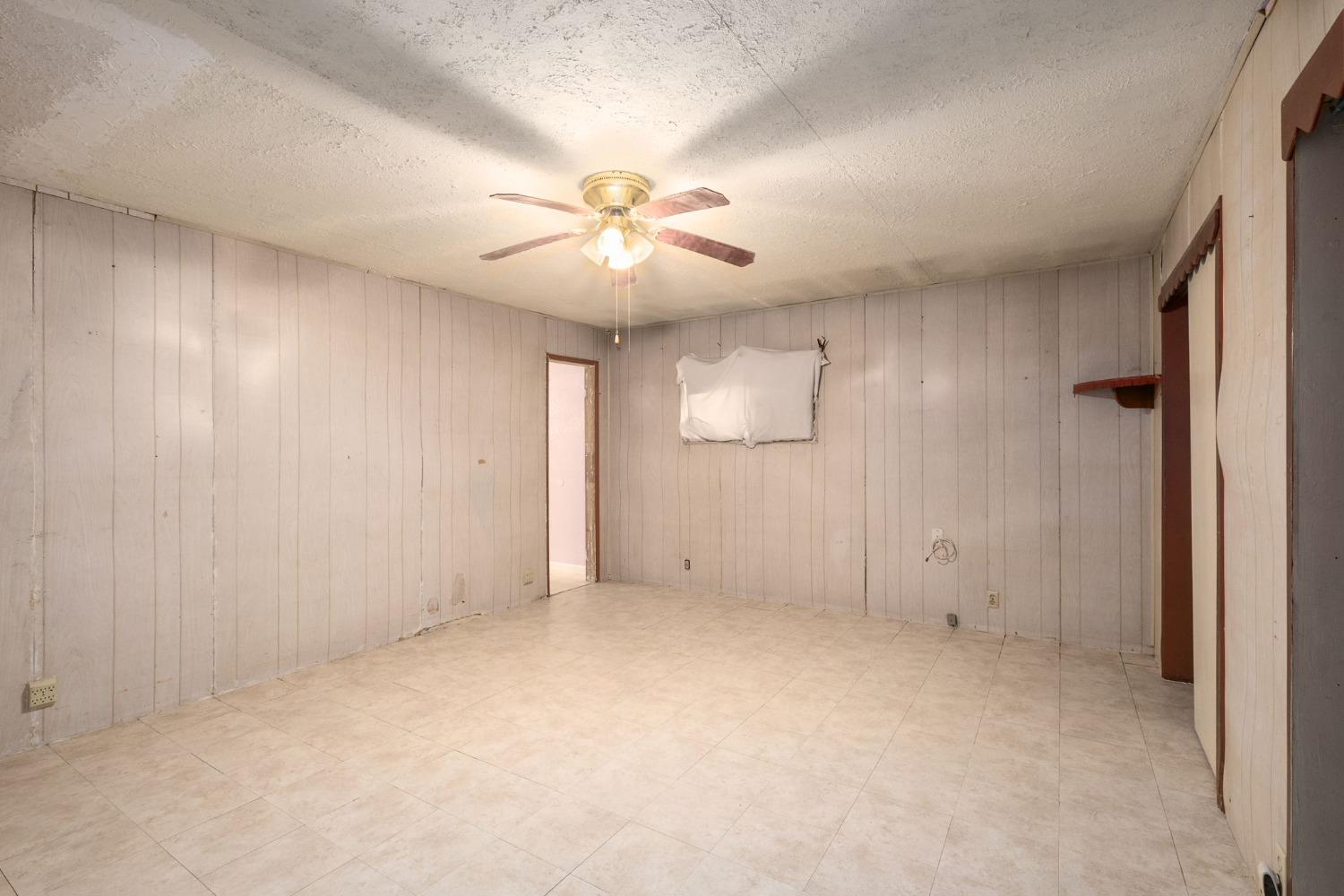 2466 Cedar Avenue