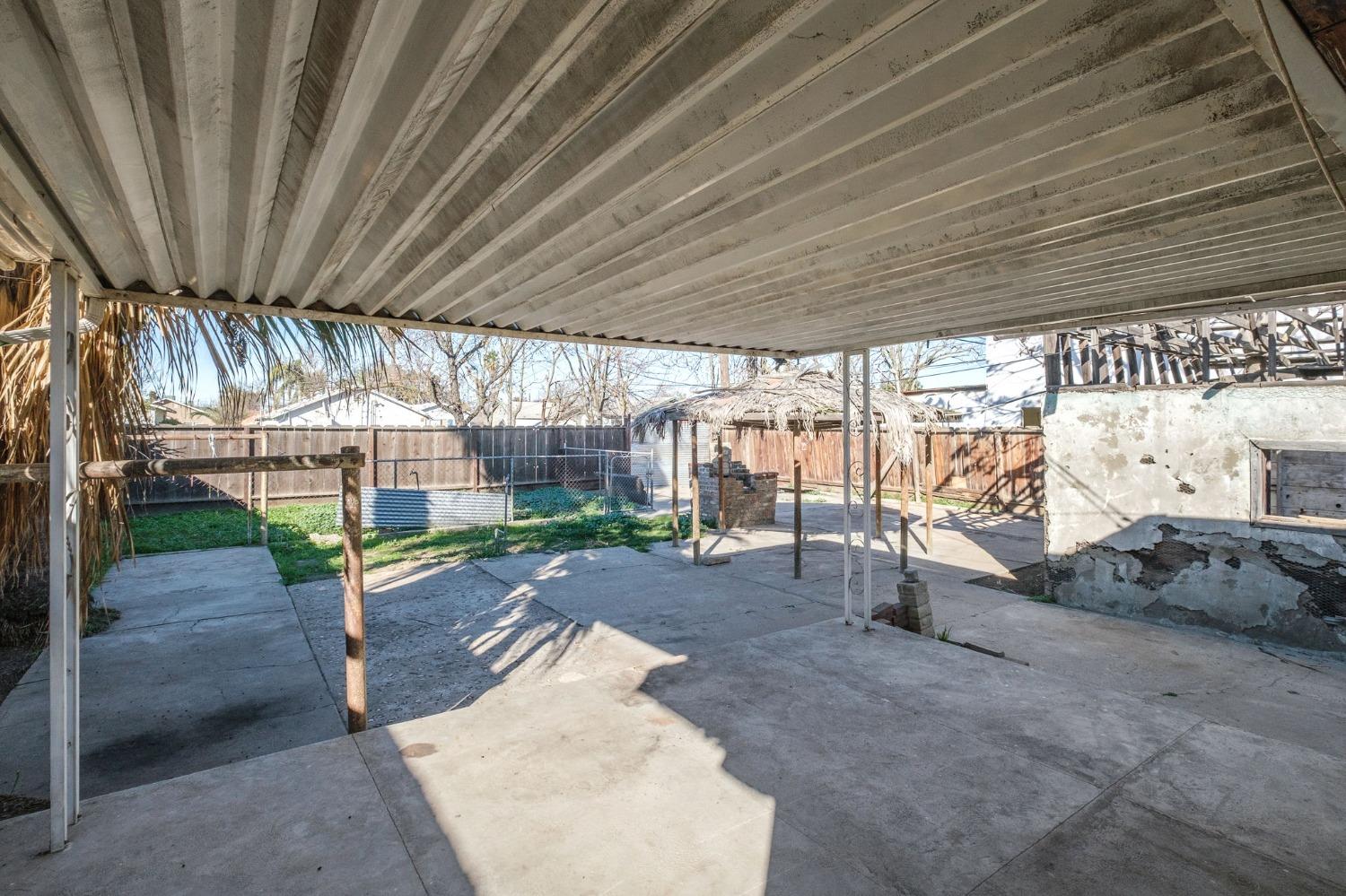 2466 Cedar Avenue