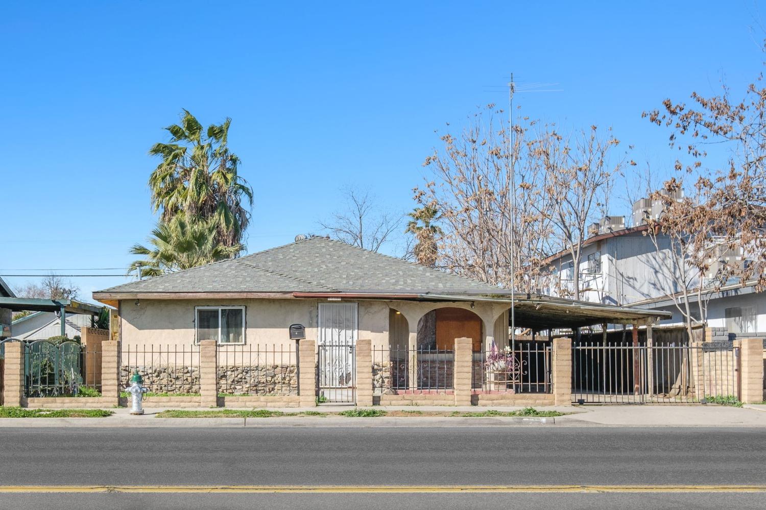 2466 Cedar Avenue