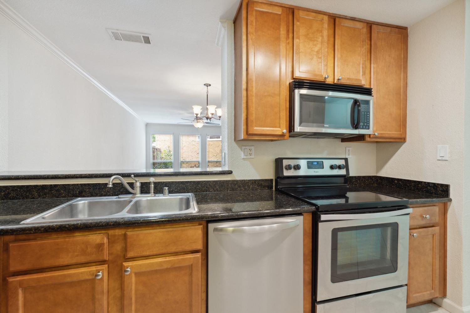 7178 N Fruit Avenue # 132