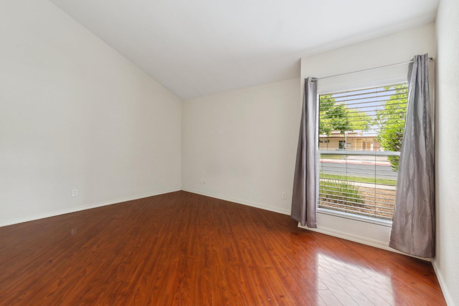 7178 N Fruit Avenue # 132