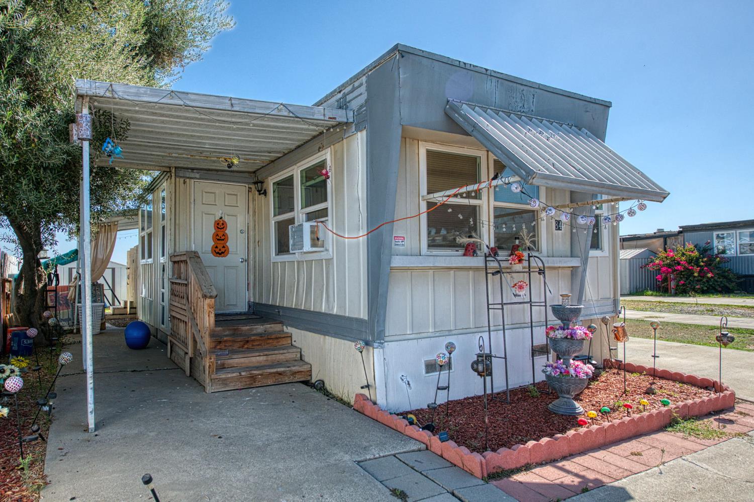 12846 Lacey Boulevard Unit: SPC84