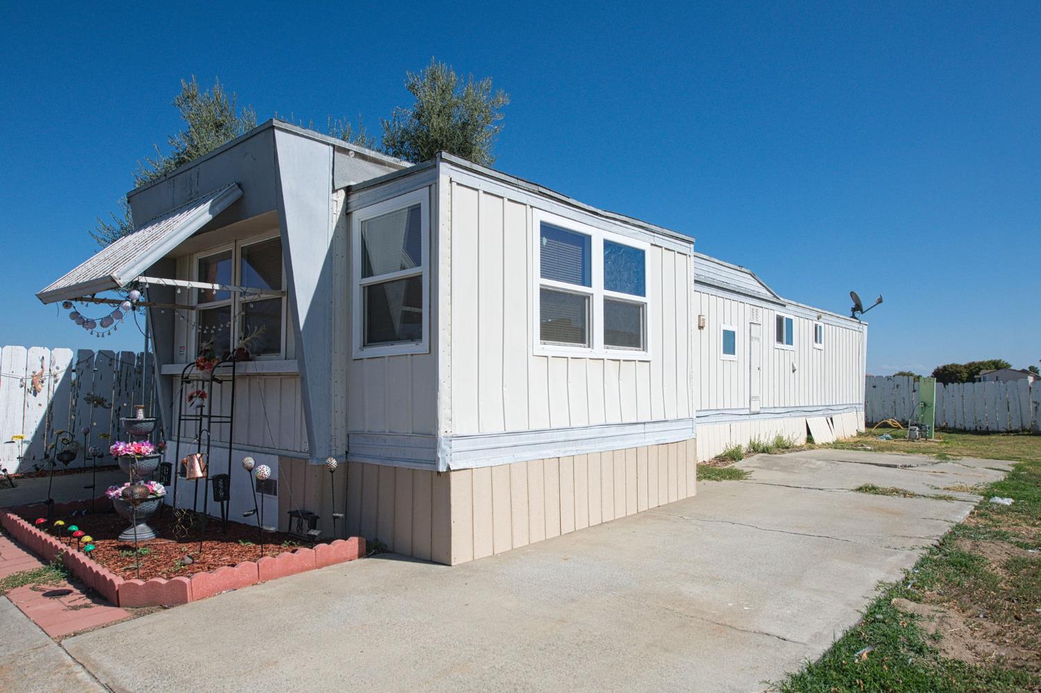 12846 Lacey Boulevard Unit: SPC84