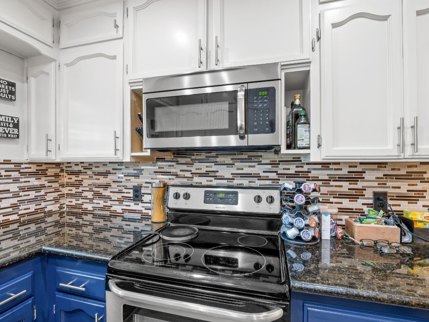 3279 W Rialto Avenue